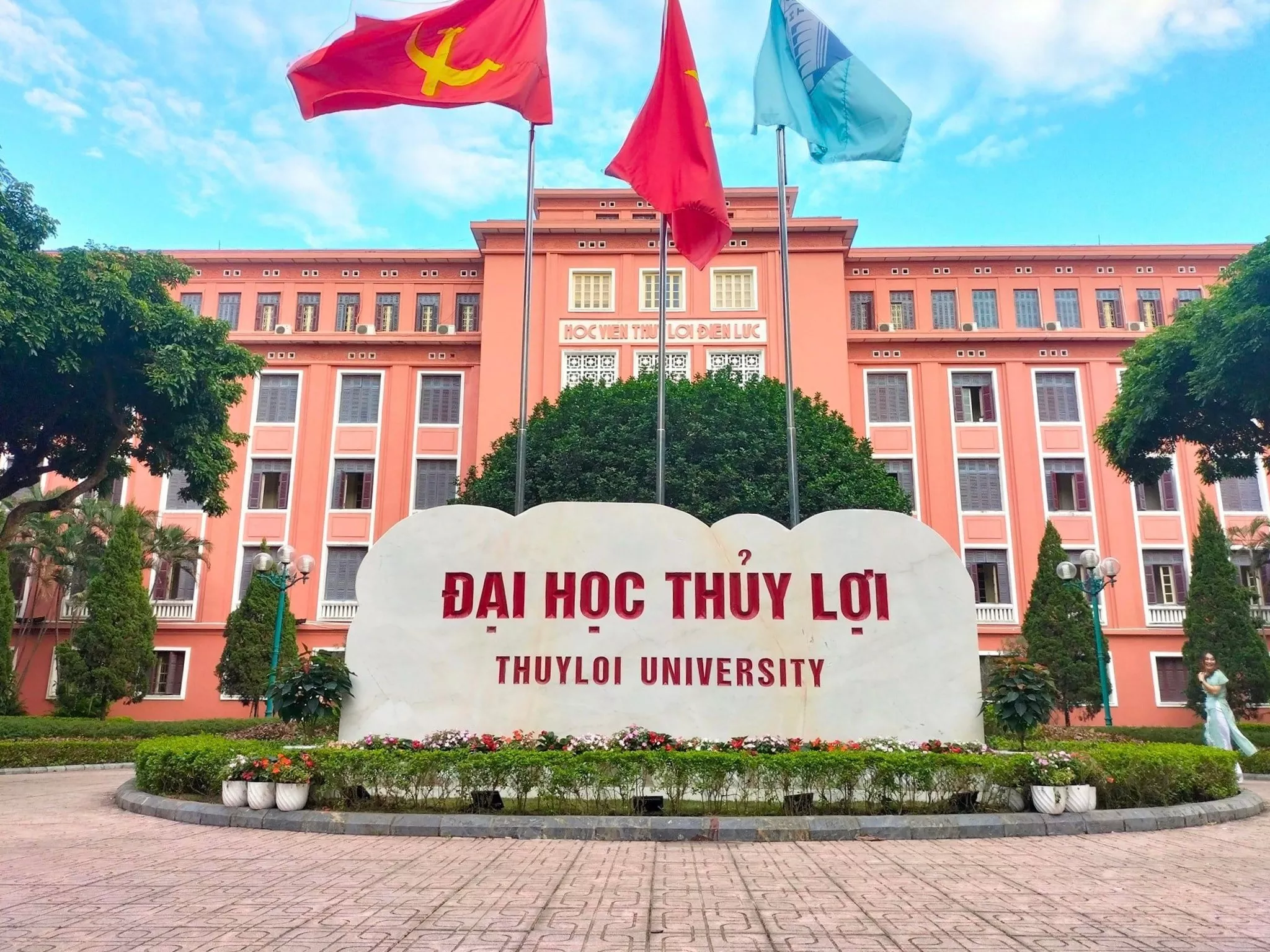 Cơ hội việc làm Ngành Thương mại điện tử lương cao 2025